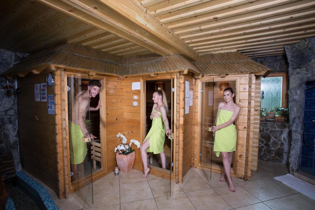 מוזירייה Korosec Apartments And Wellness Centre מראה חיצוני תמונה
